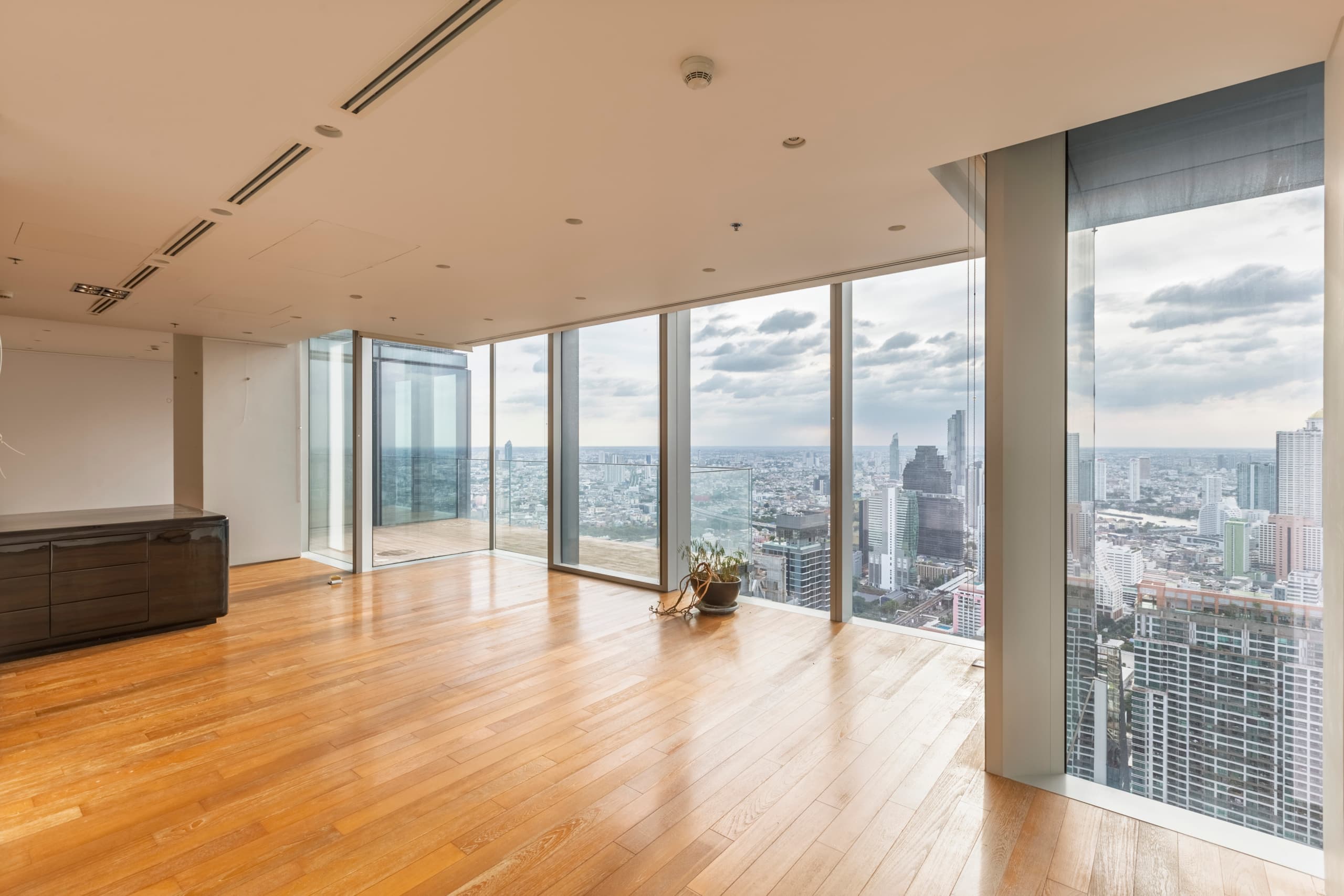 The Ritz Carlton Residences 