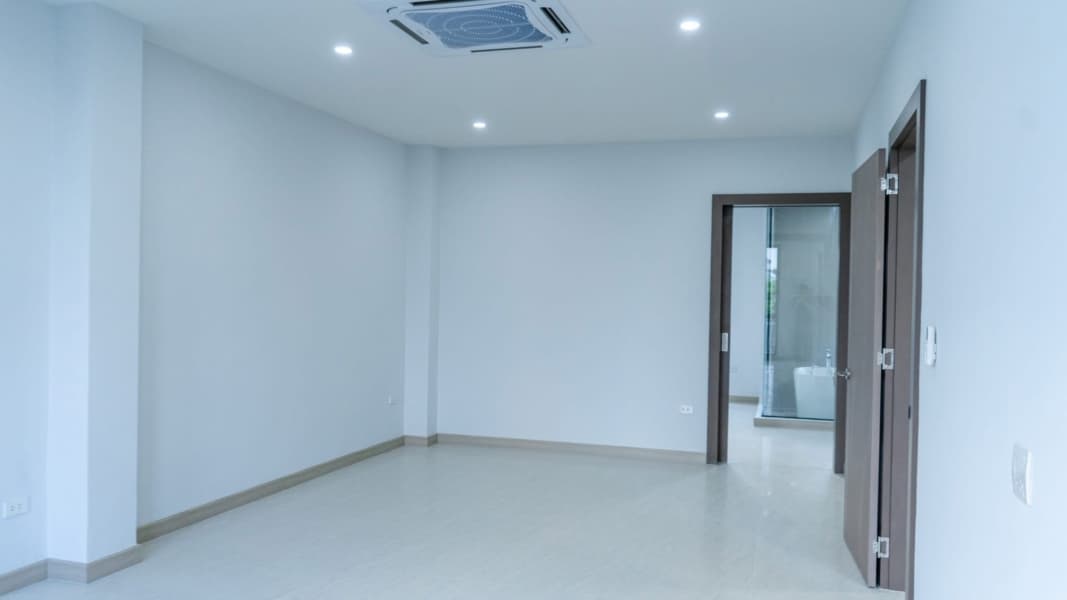 3.5-Storey Single House in Onnut 44