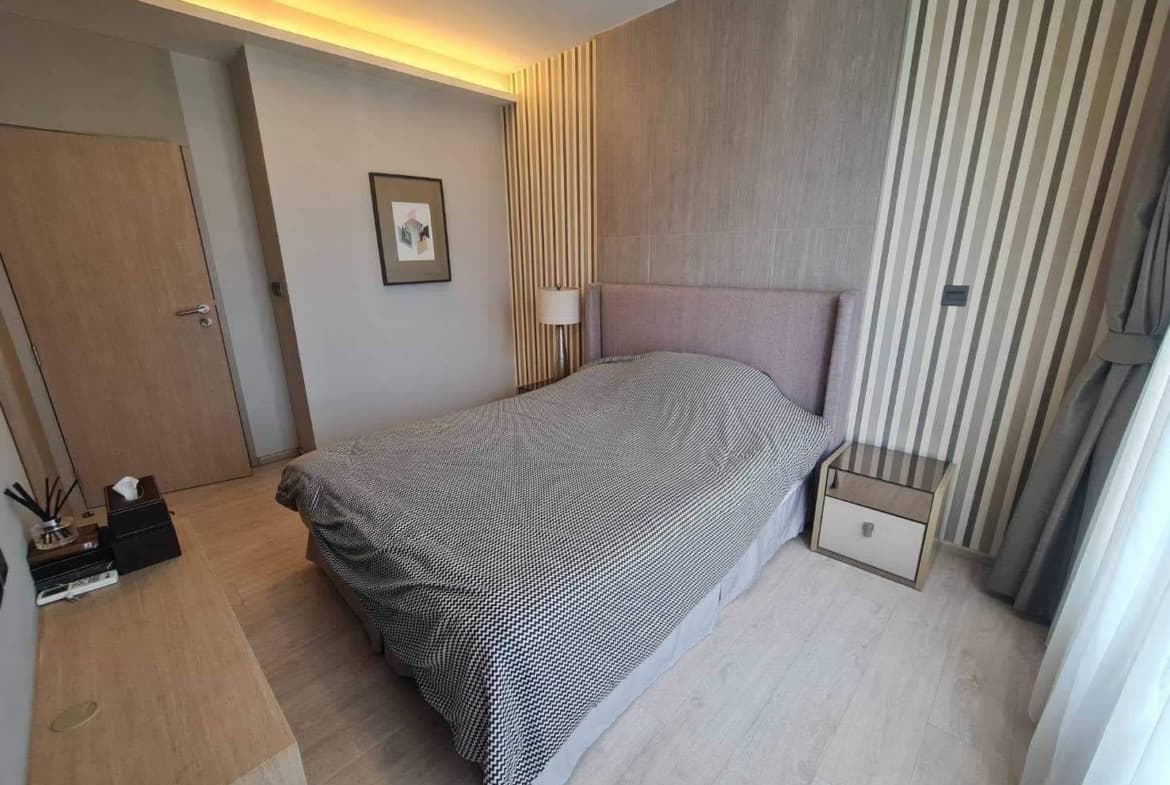 M Thonglor 10