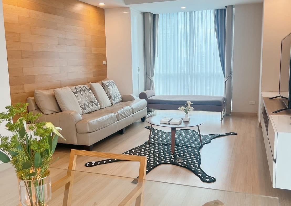 The Rajdamri Serviced Residence