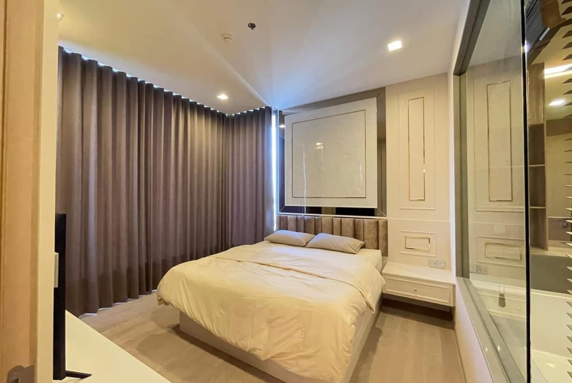 The ESSE Asoke Sukhumvit 21