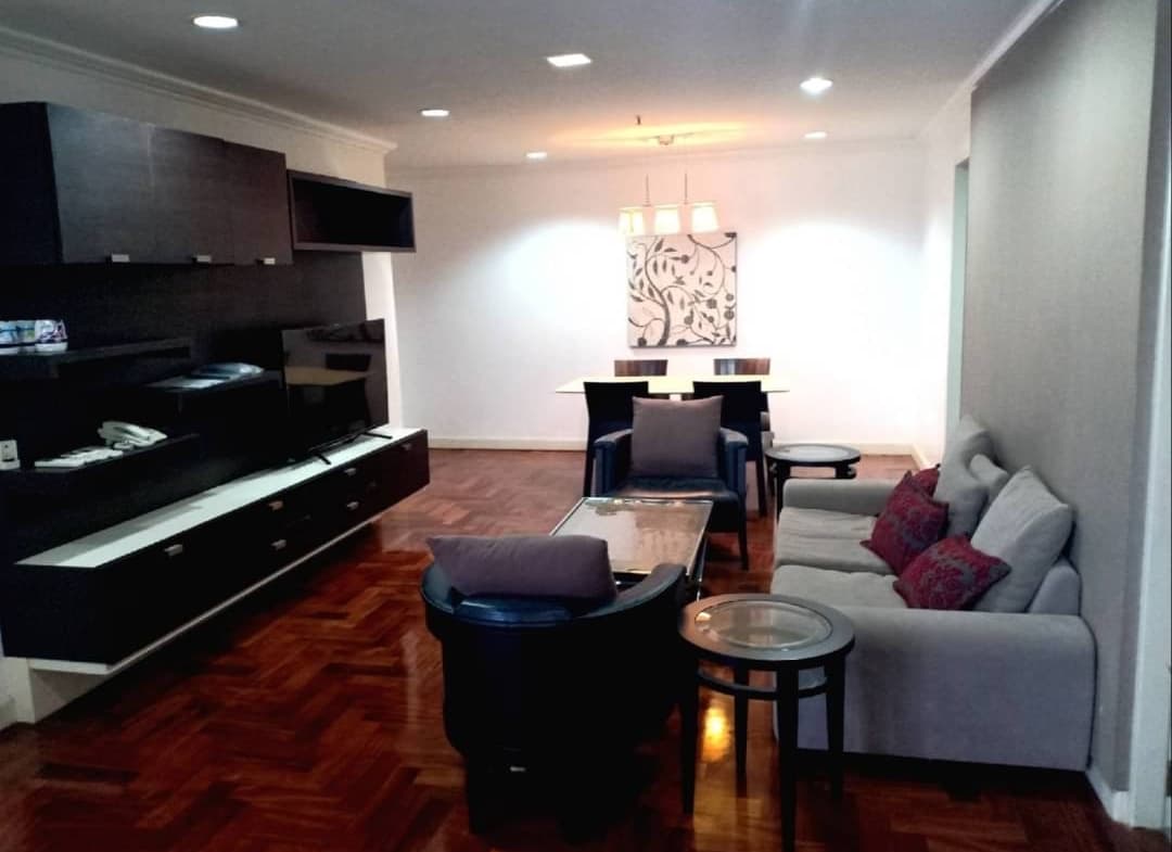 Baan Suanpetch Condominium