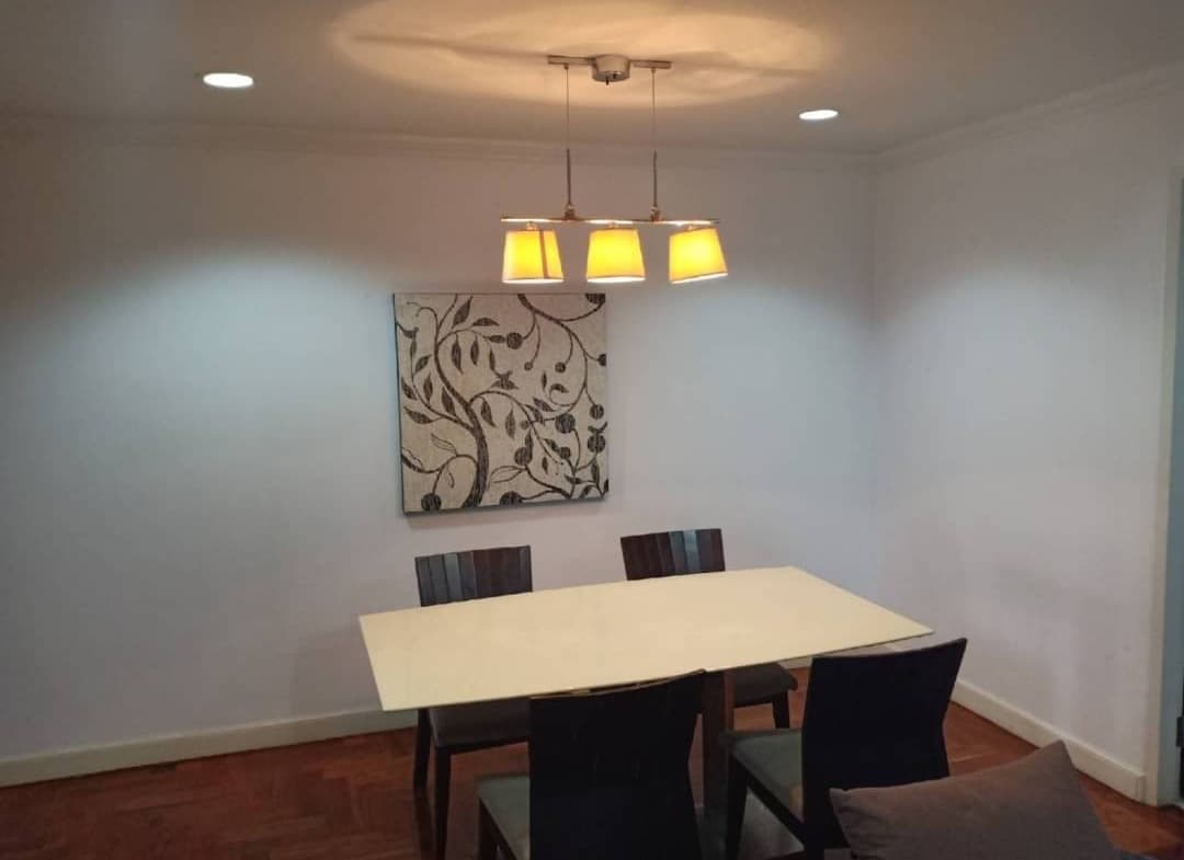 Baan Suanpetch Condominium