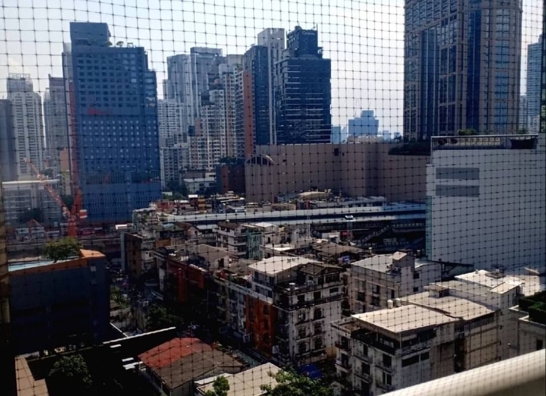 Baan Suanpetch Condominium