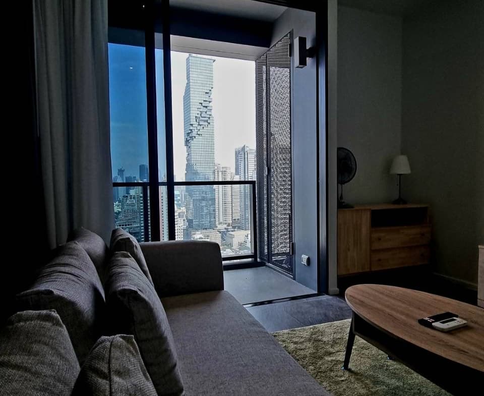 The Lofts Silom by Raimon Land