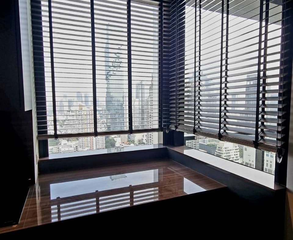 The Lofts Silom by Raimon Land