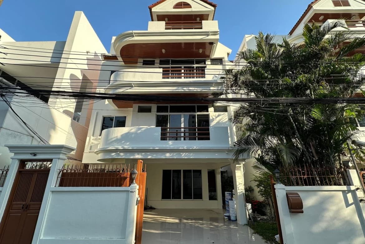 Single House (Sukhumvit 31)