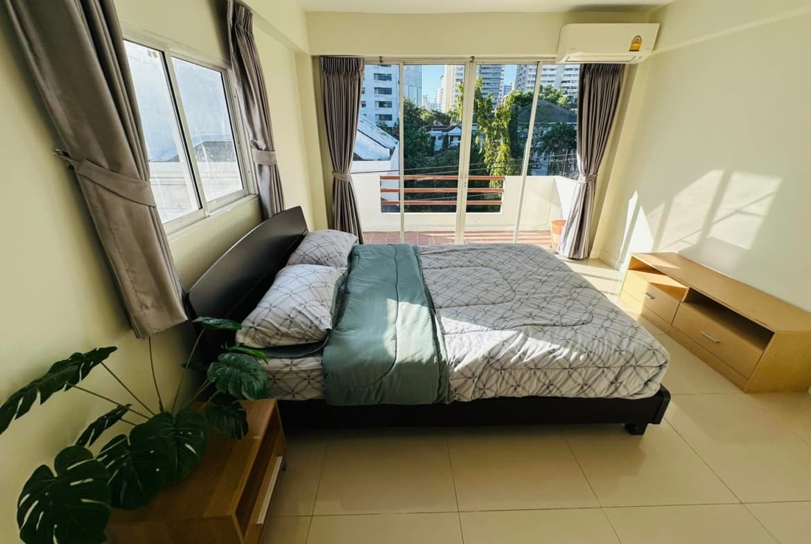 Single House (Sukhumvit 31)