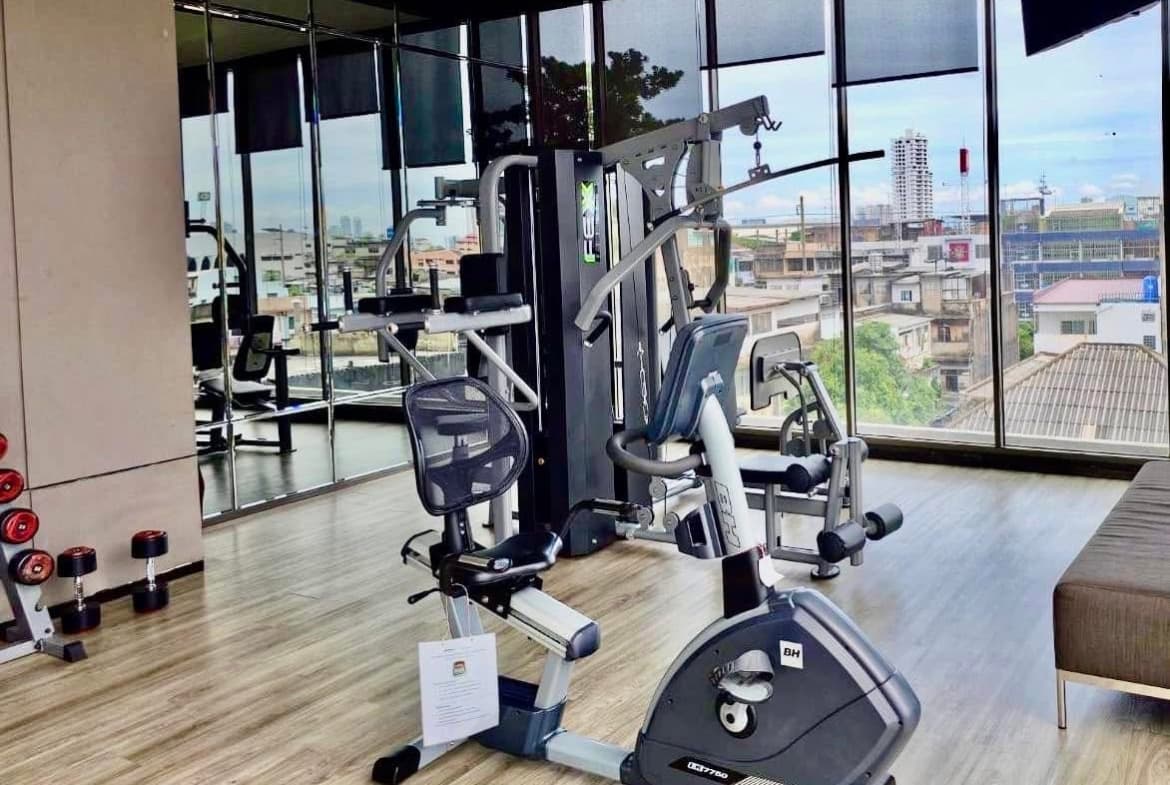 The Room Sathorn – St. Louis