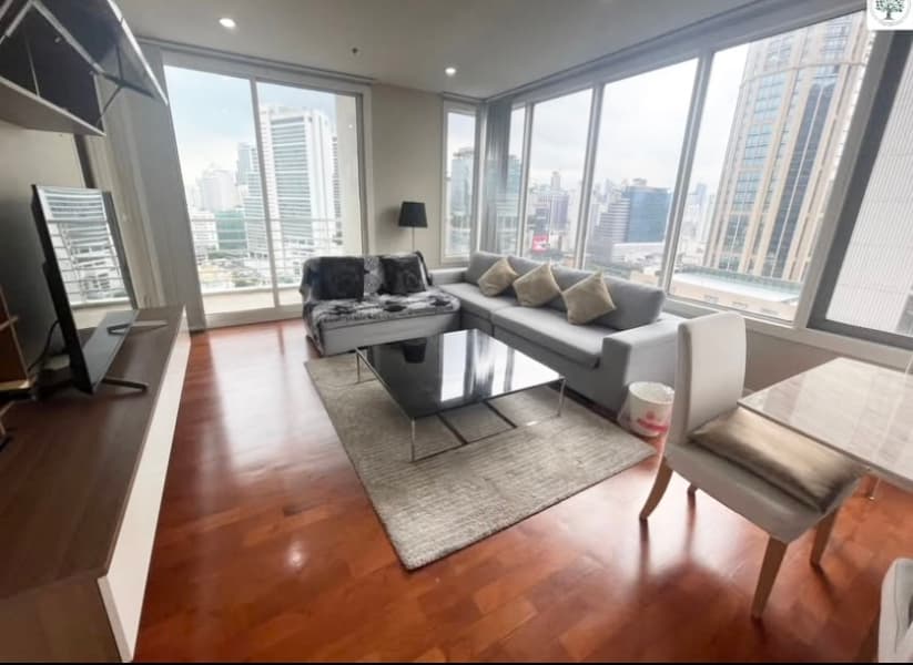 Siri Residence