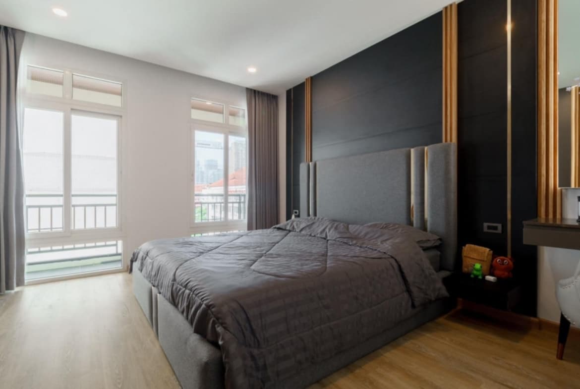 Wattana Suite Condominium