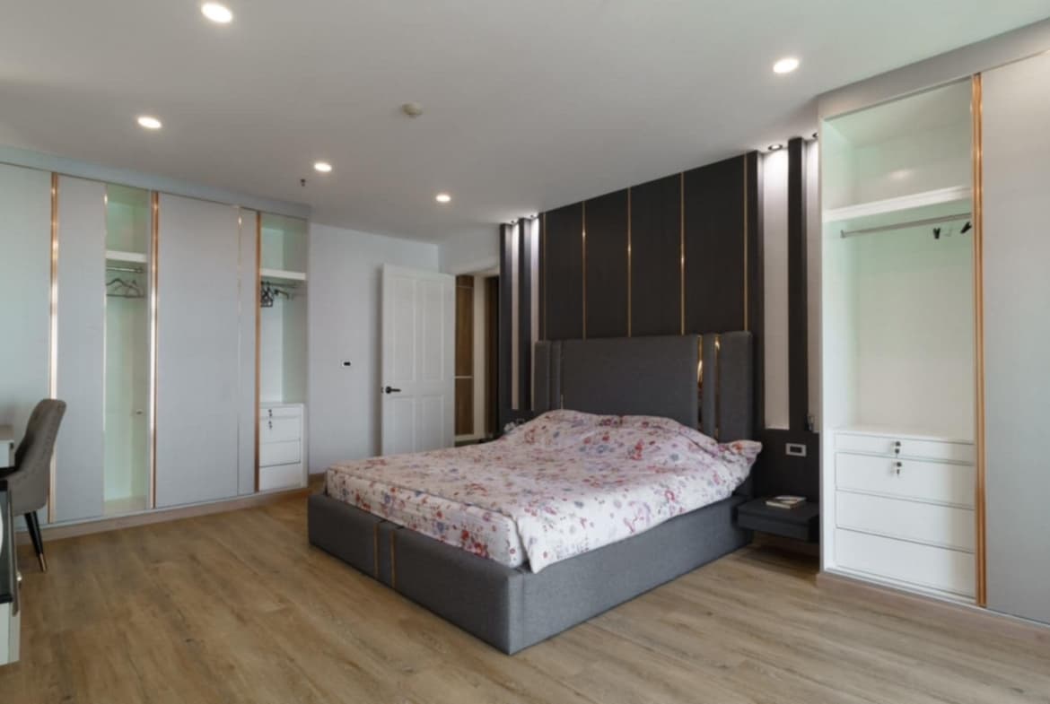Wattana Suite Condominium