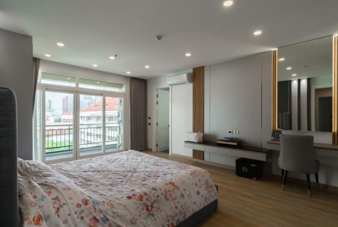 Wattana Suite Condominium