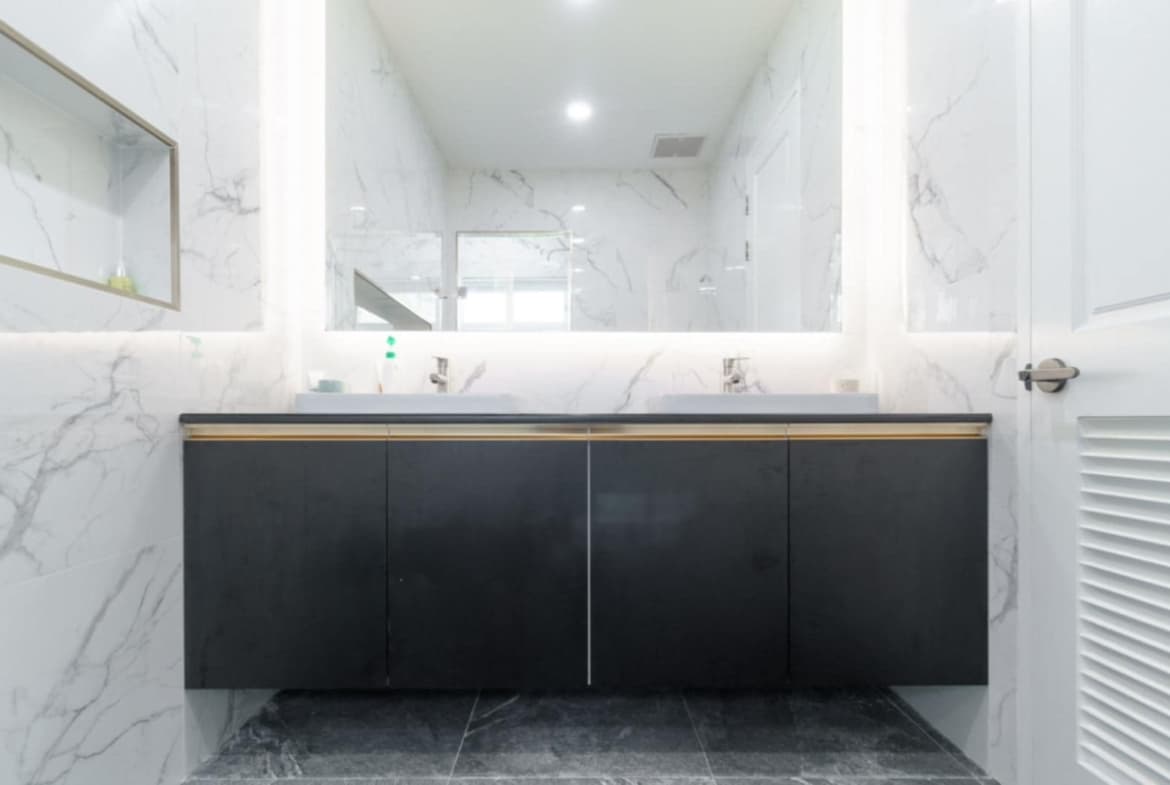 Wattana Suite Condominium