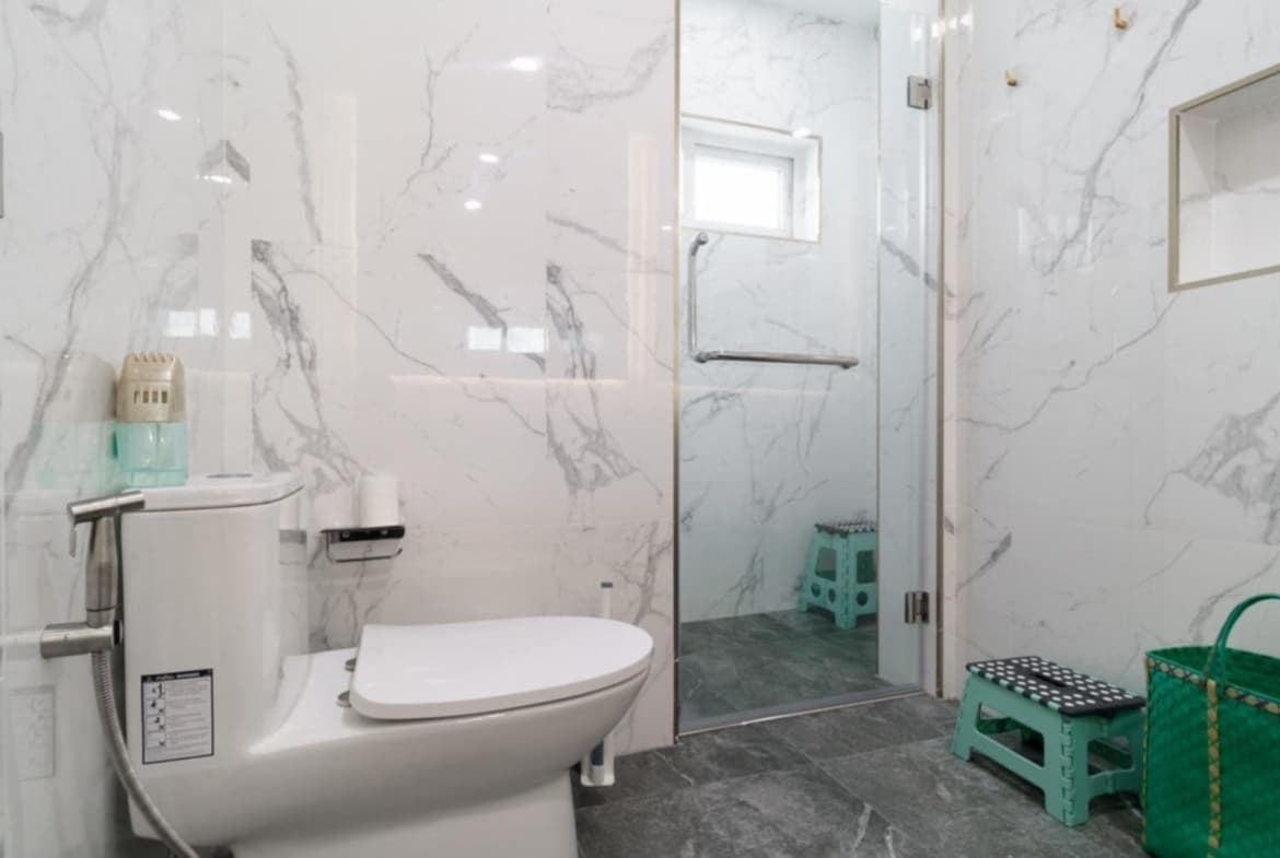 Wattana Suite Condominium