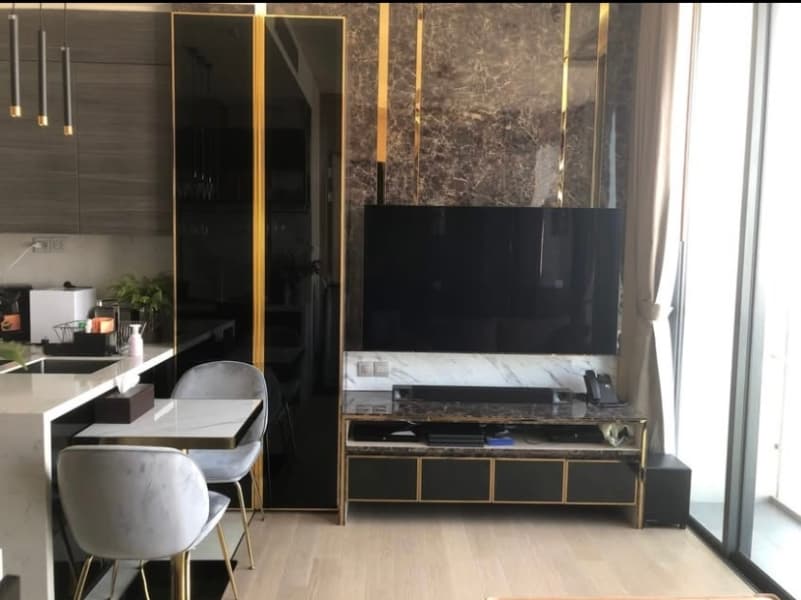 The ESSE Asoke Sukhumvit 21