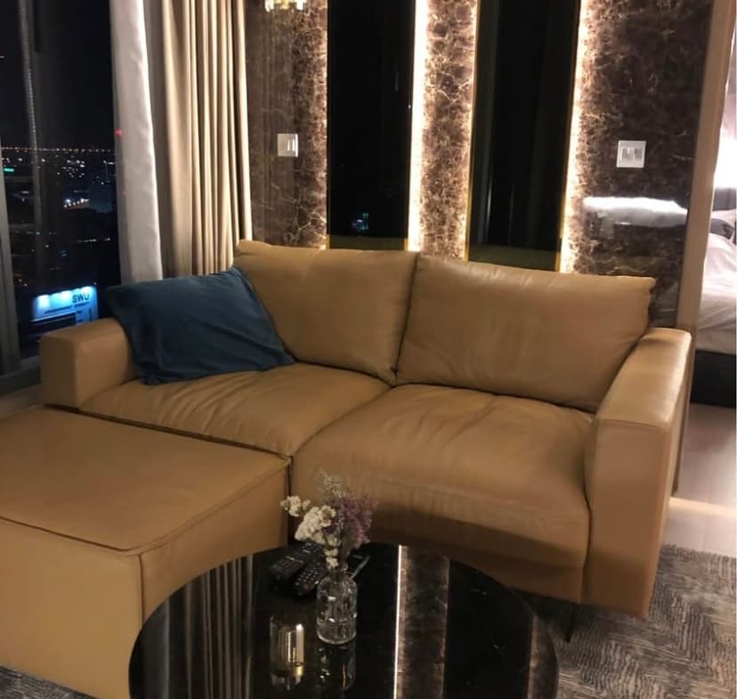 The ESSE Asoke Sukhumvit 21