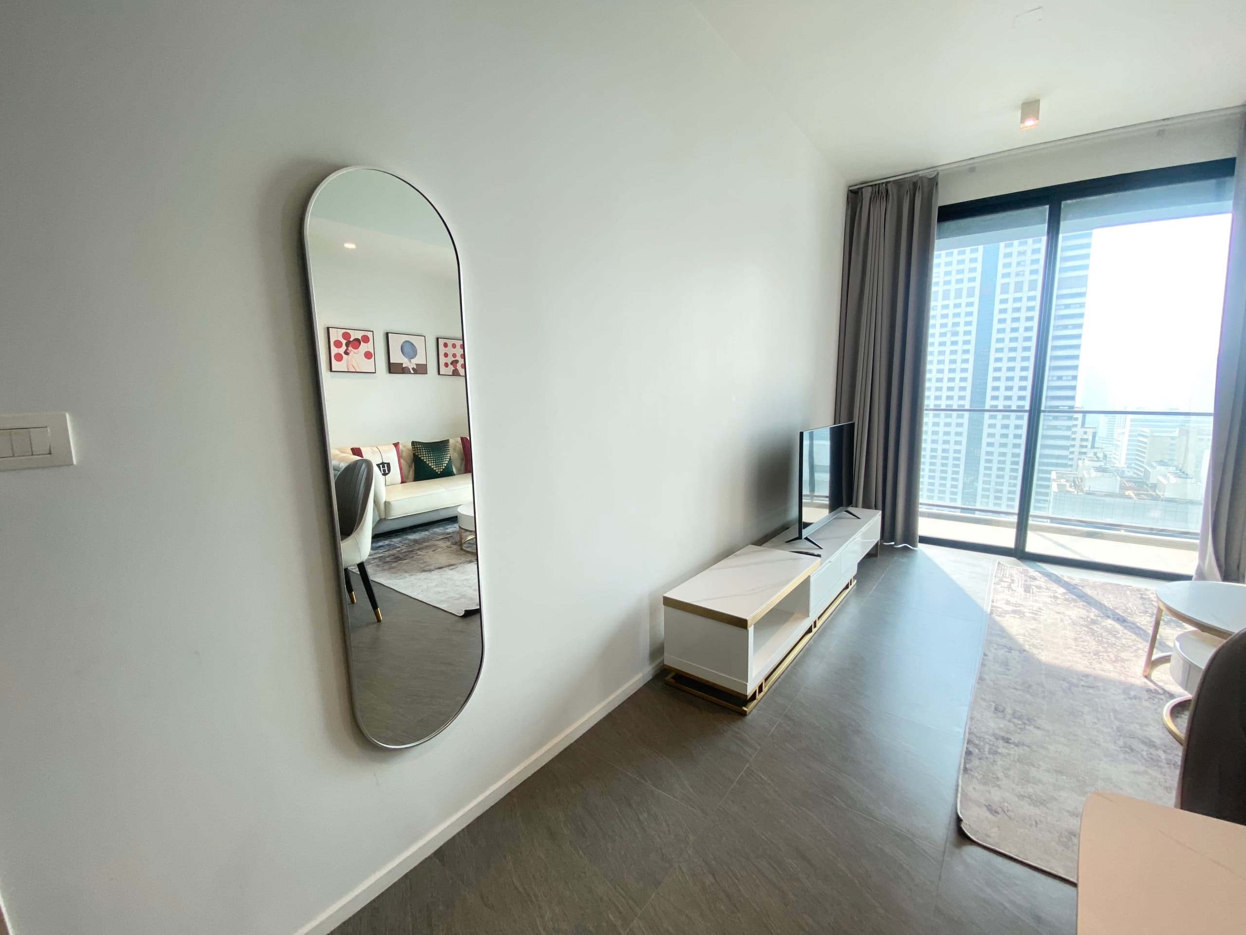 The Lofts Silom by Raimon Land