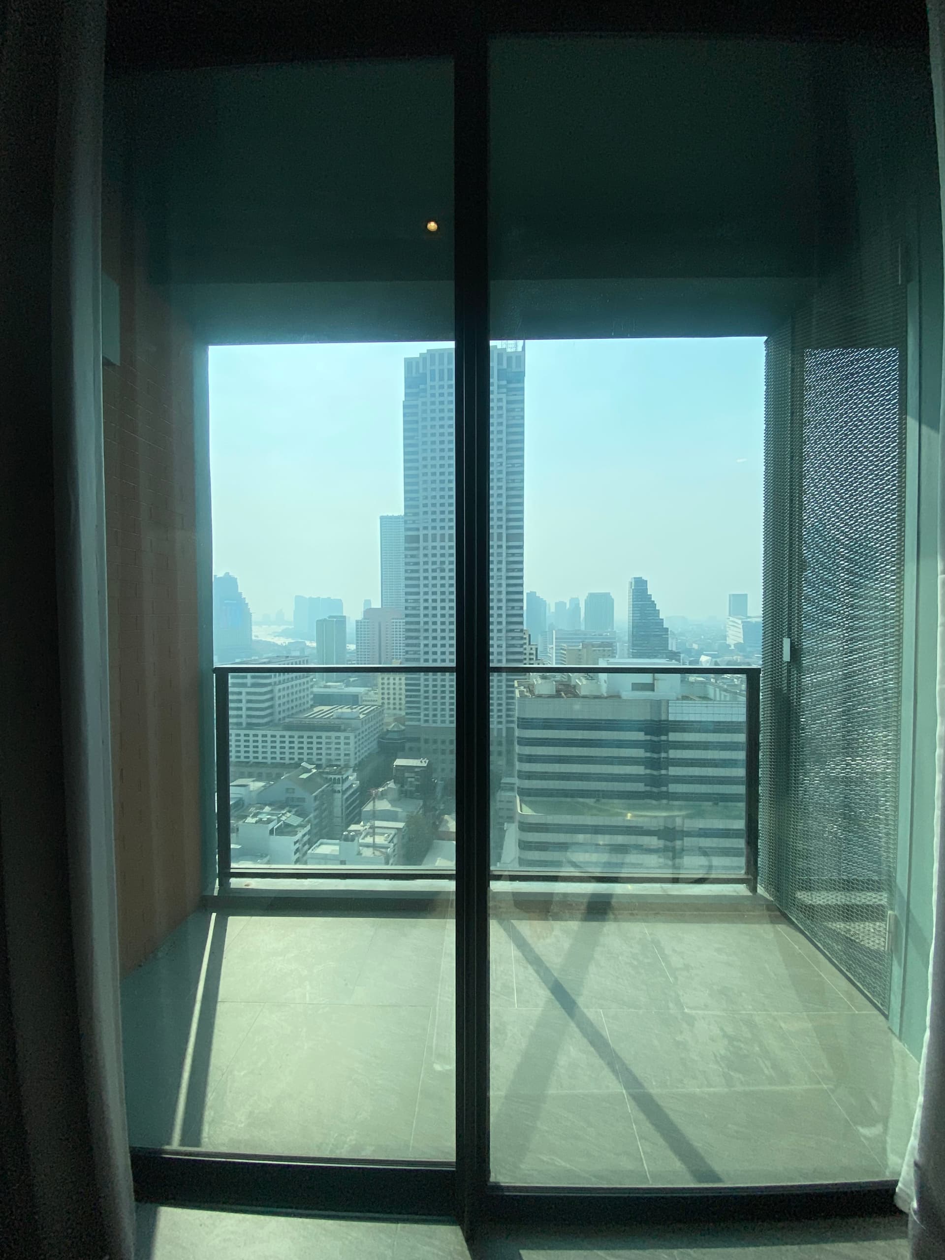 The Lofts Silom by Raimon Land