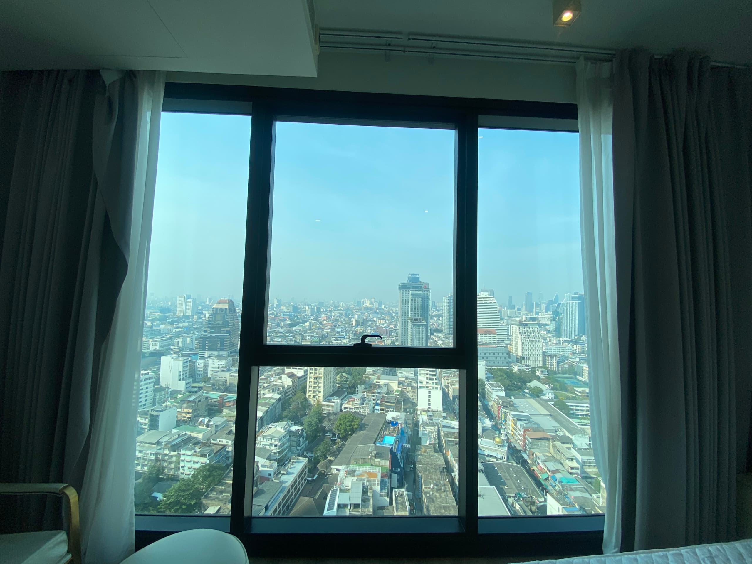 The Lofts Silom by Raimon Land