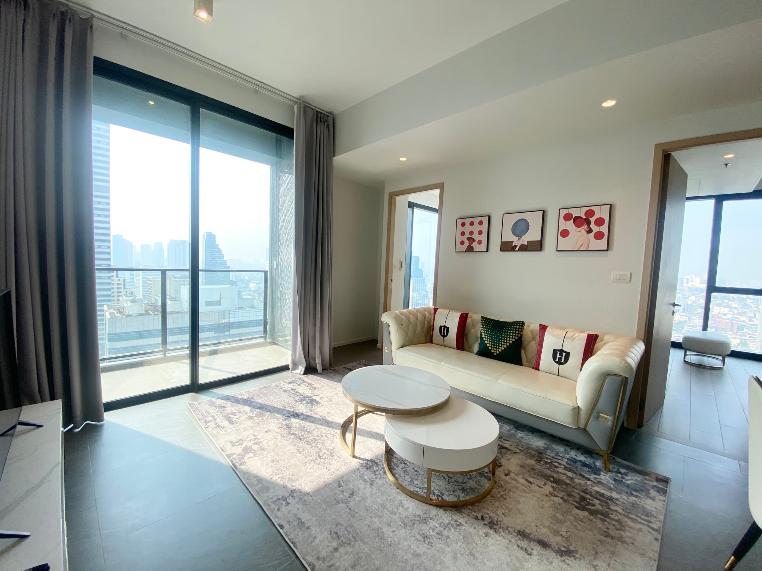 The Lofts Silom by Raimon Land