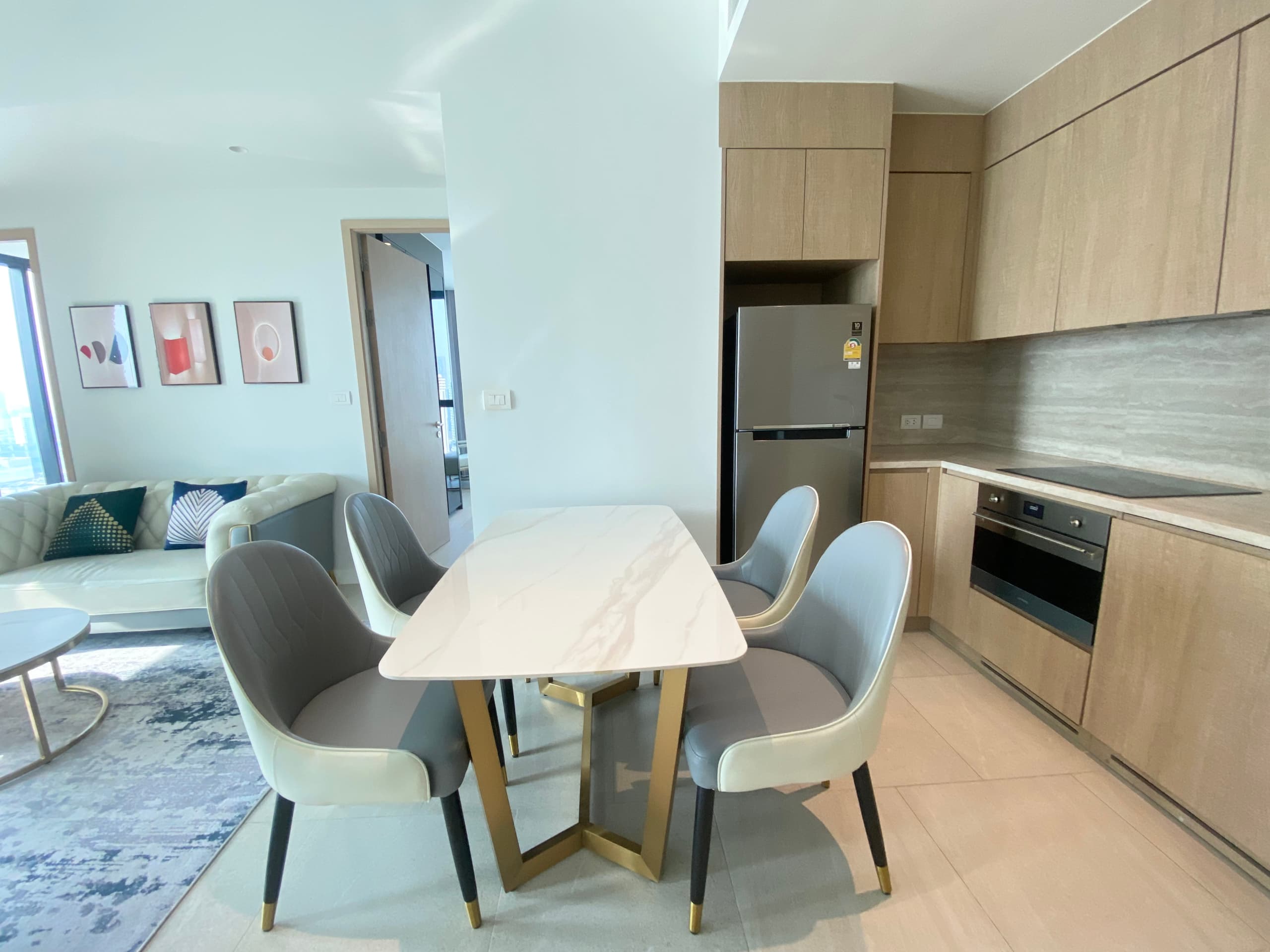 The Lofts Silom by Raimon Land