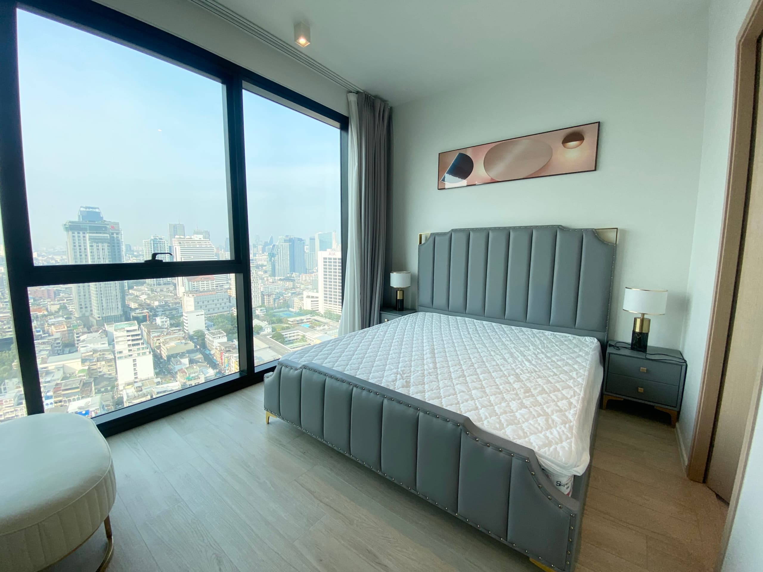 The Lofts Silom by Raimon Land