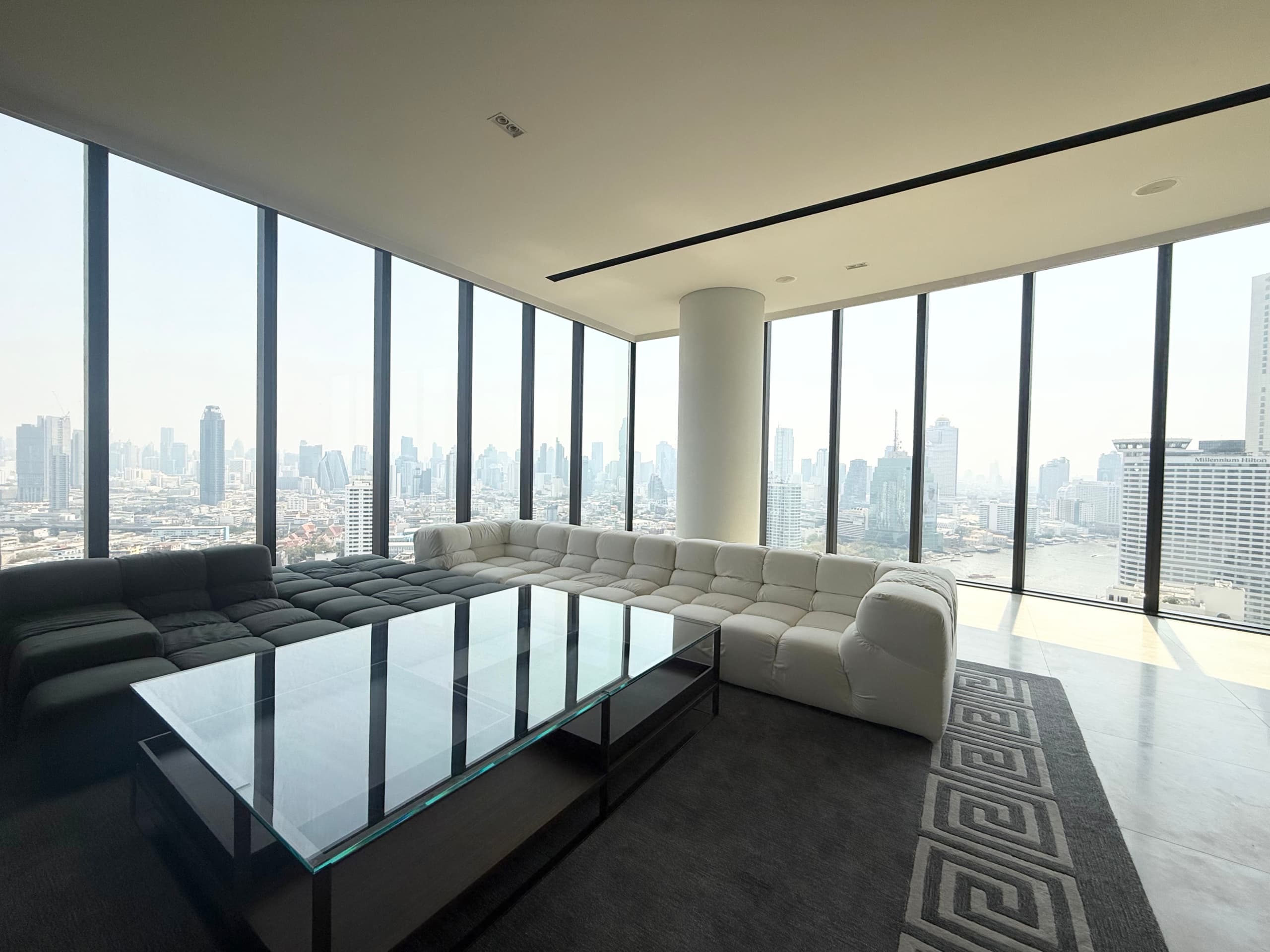 Banyan Tree Residences Riverside Bangkok