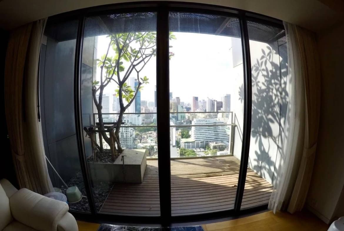  The Met Condominium