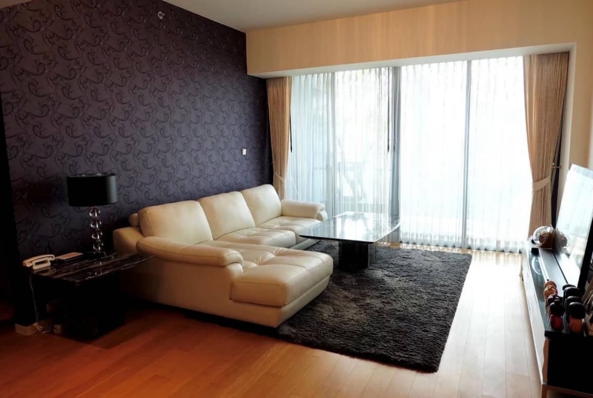  The Met Condominium