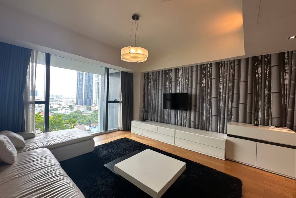 The Met Condominium