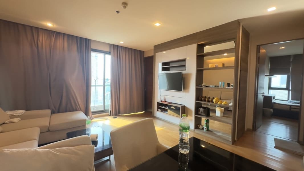  The Address Sathorn 