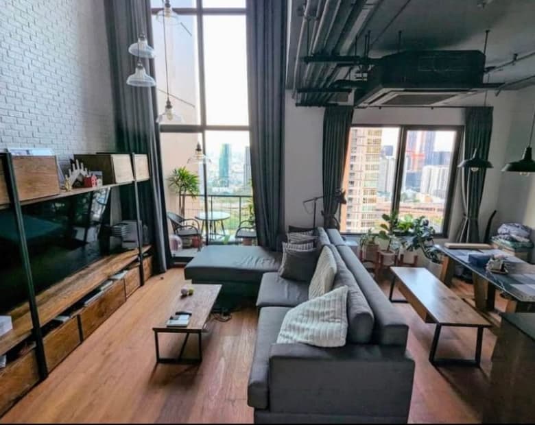 Villa Asoke Condominium
