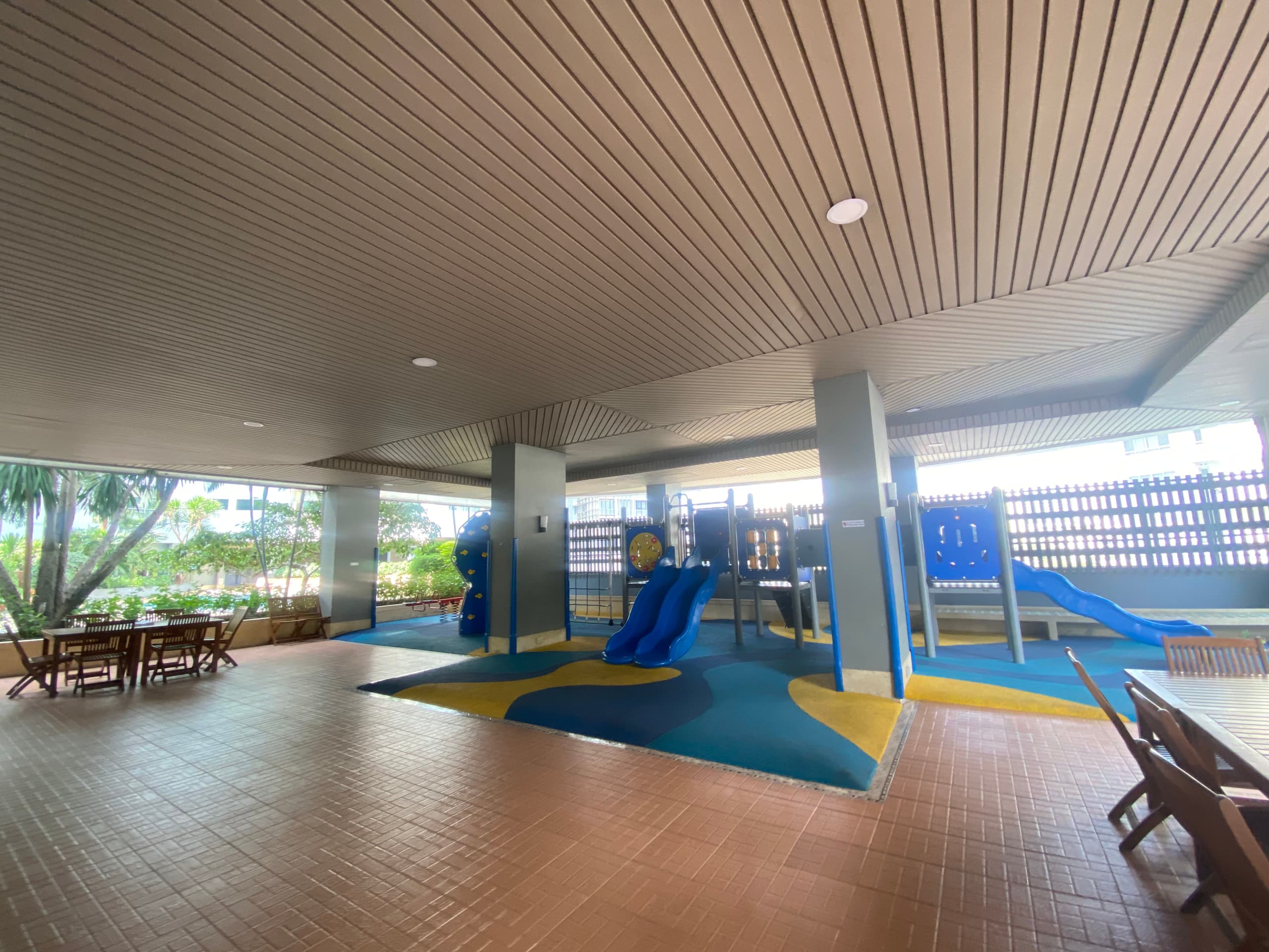 Spacious Apartment for Rent in Sukhumvit 24