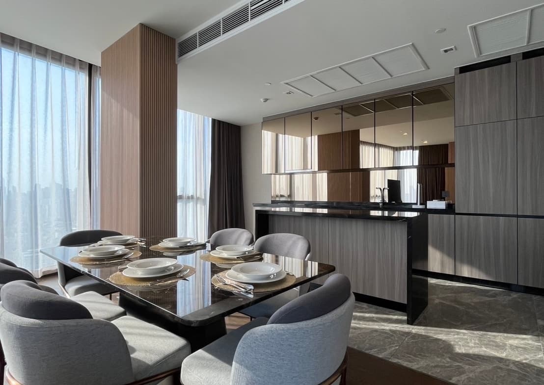 AESTIQ Thonglor