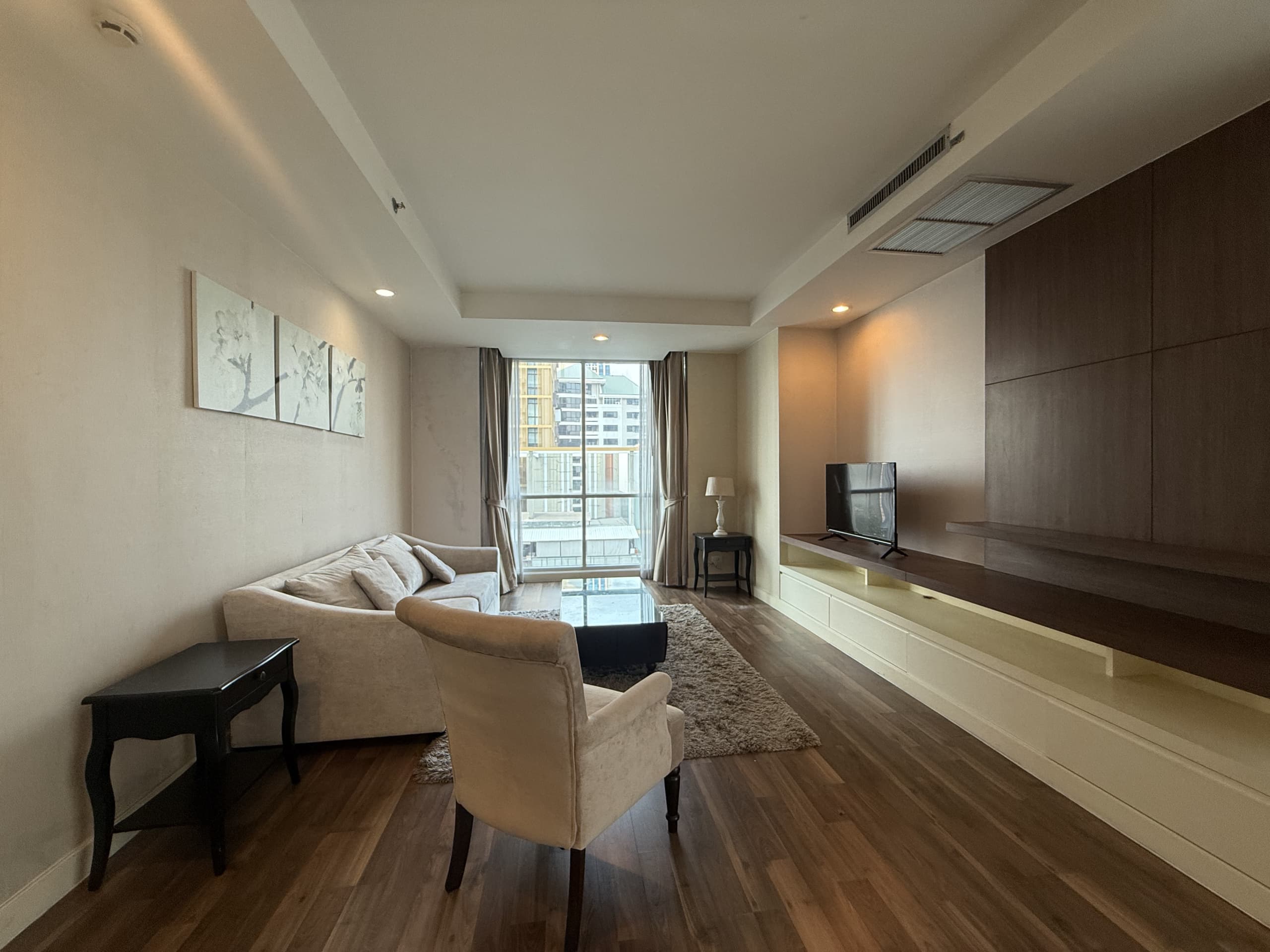 The Rajdamri Serviced Residence