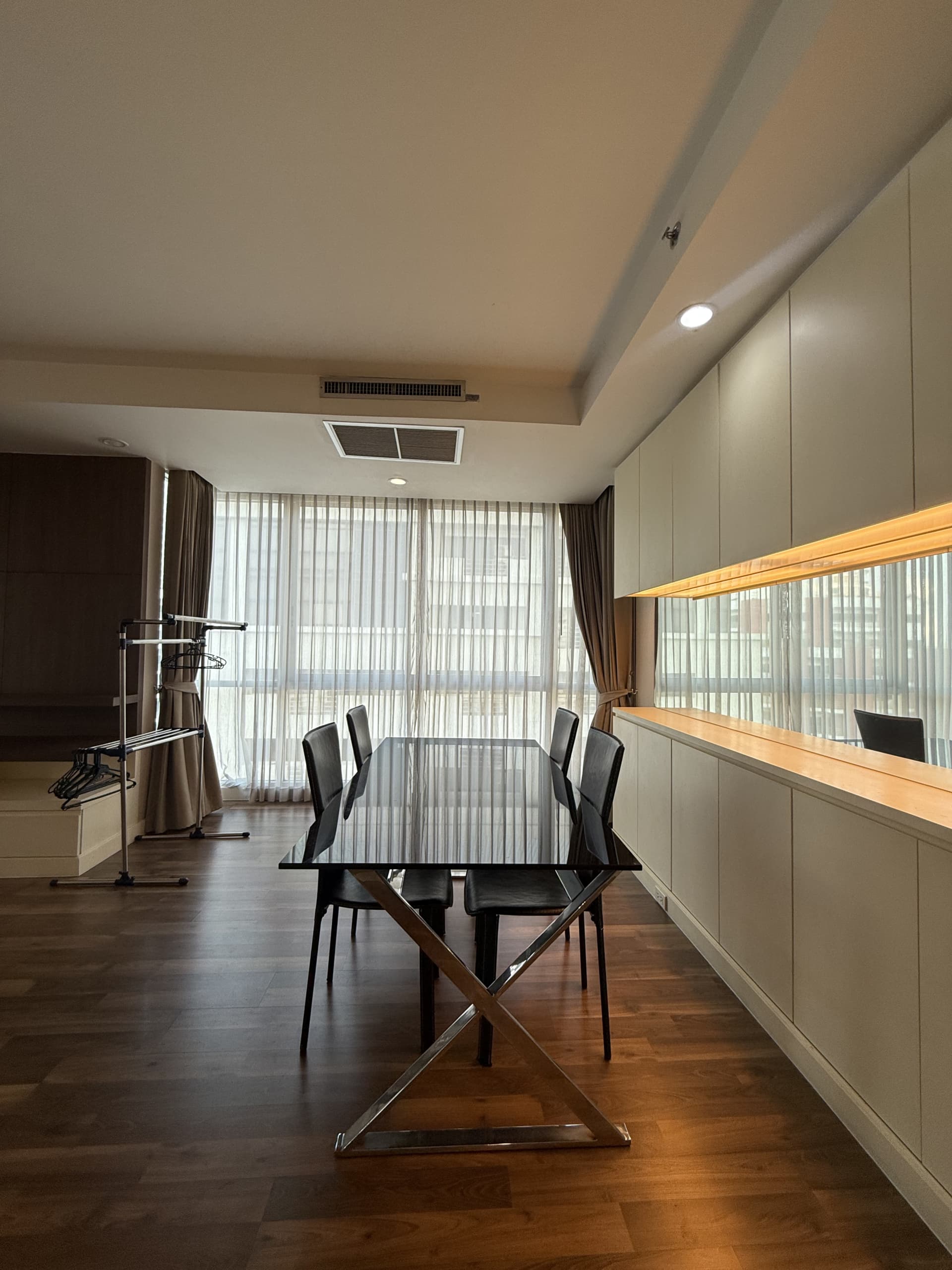 The Rajdamri Serviced Residence