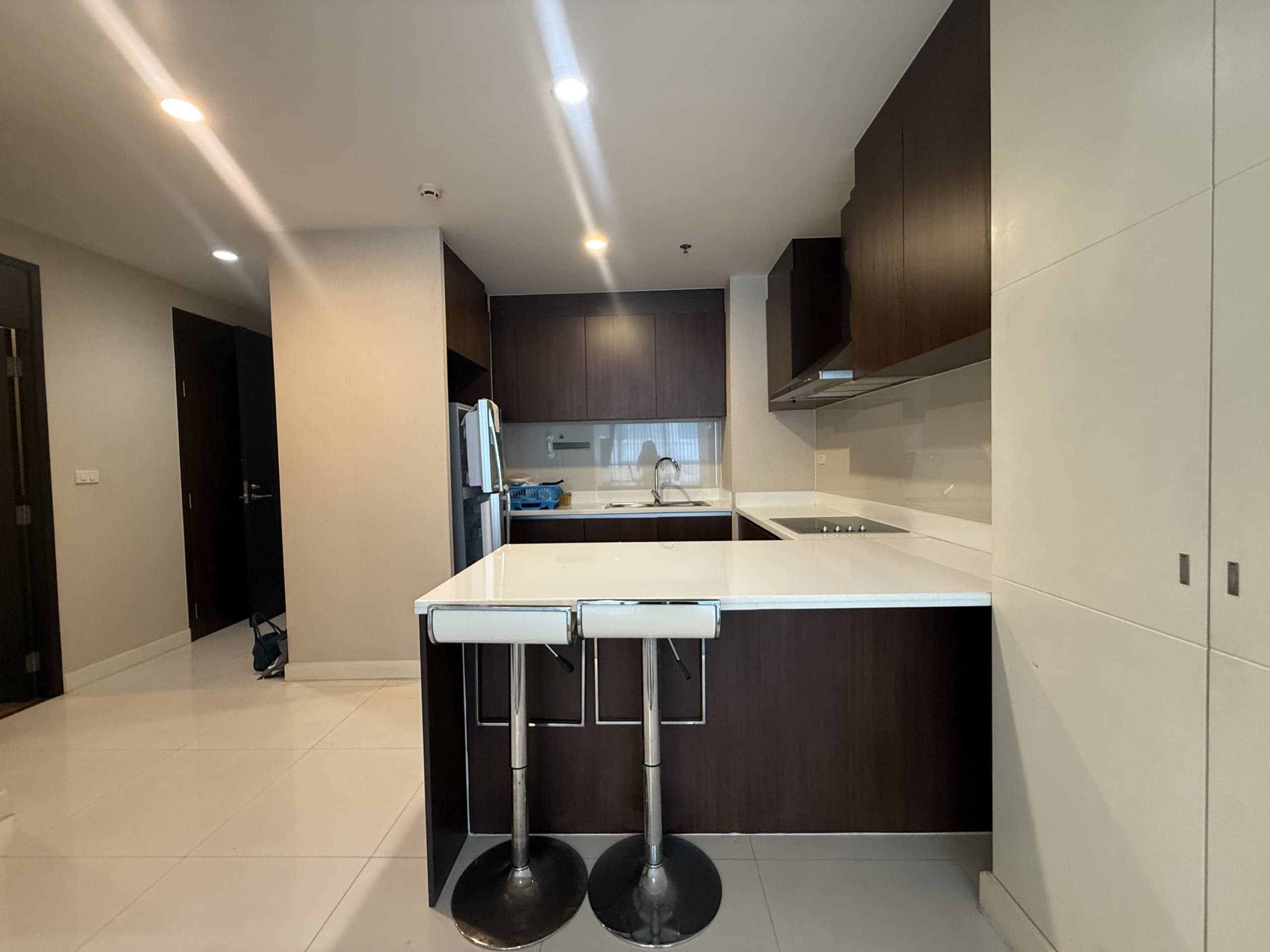 The Rajdamri Serviced Residence