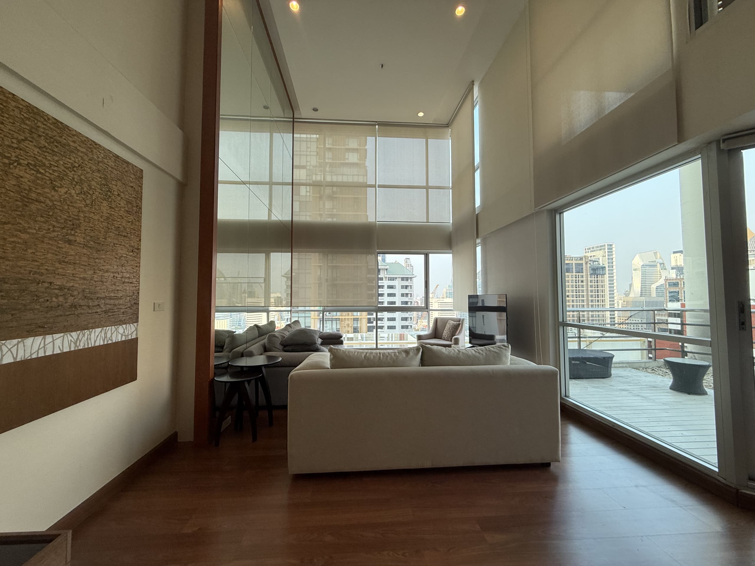 The Rajdamri Serviced Residence