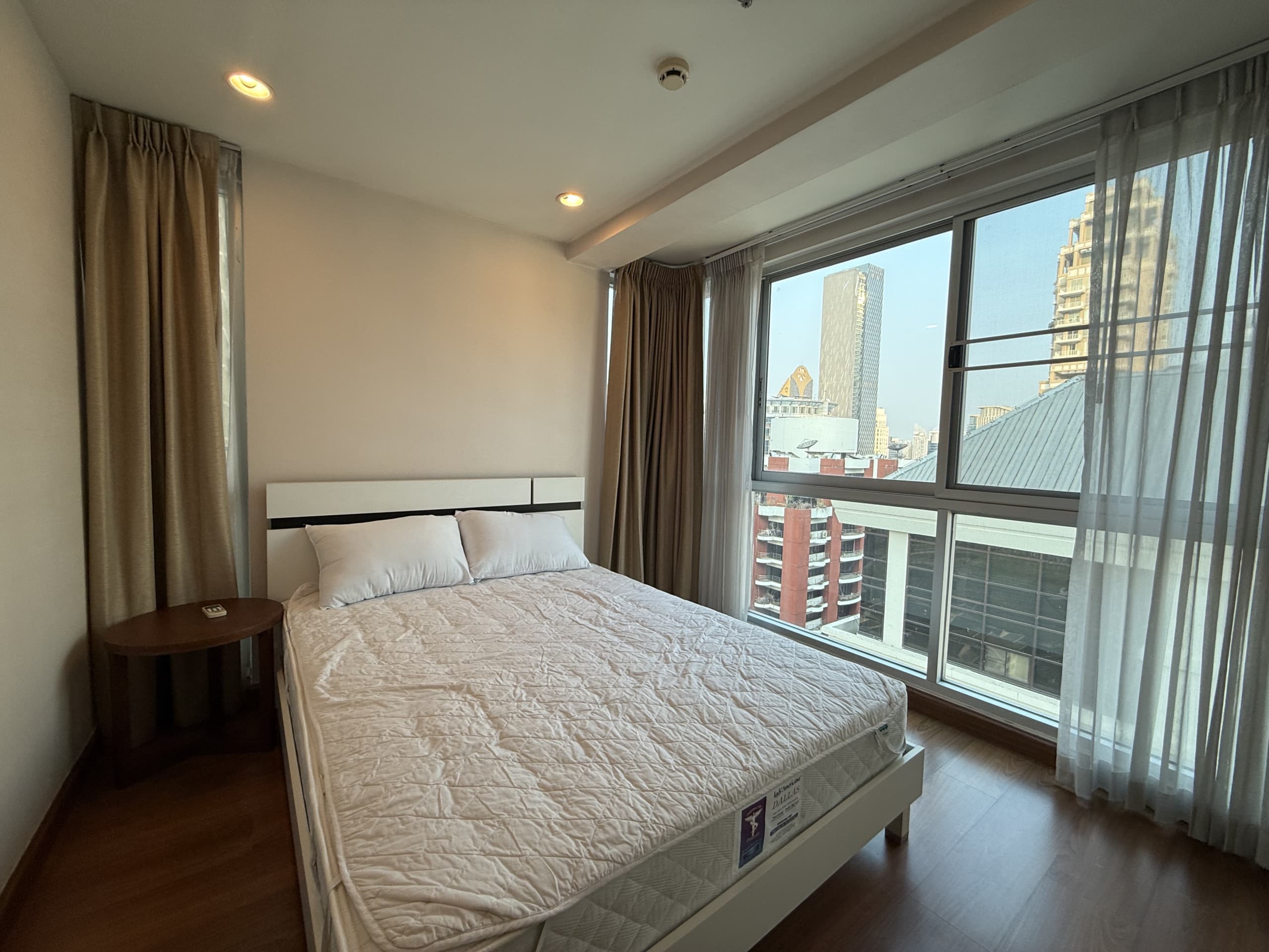 The Rajdamri Serviced Residence