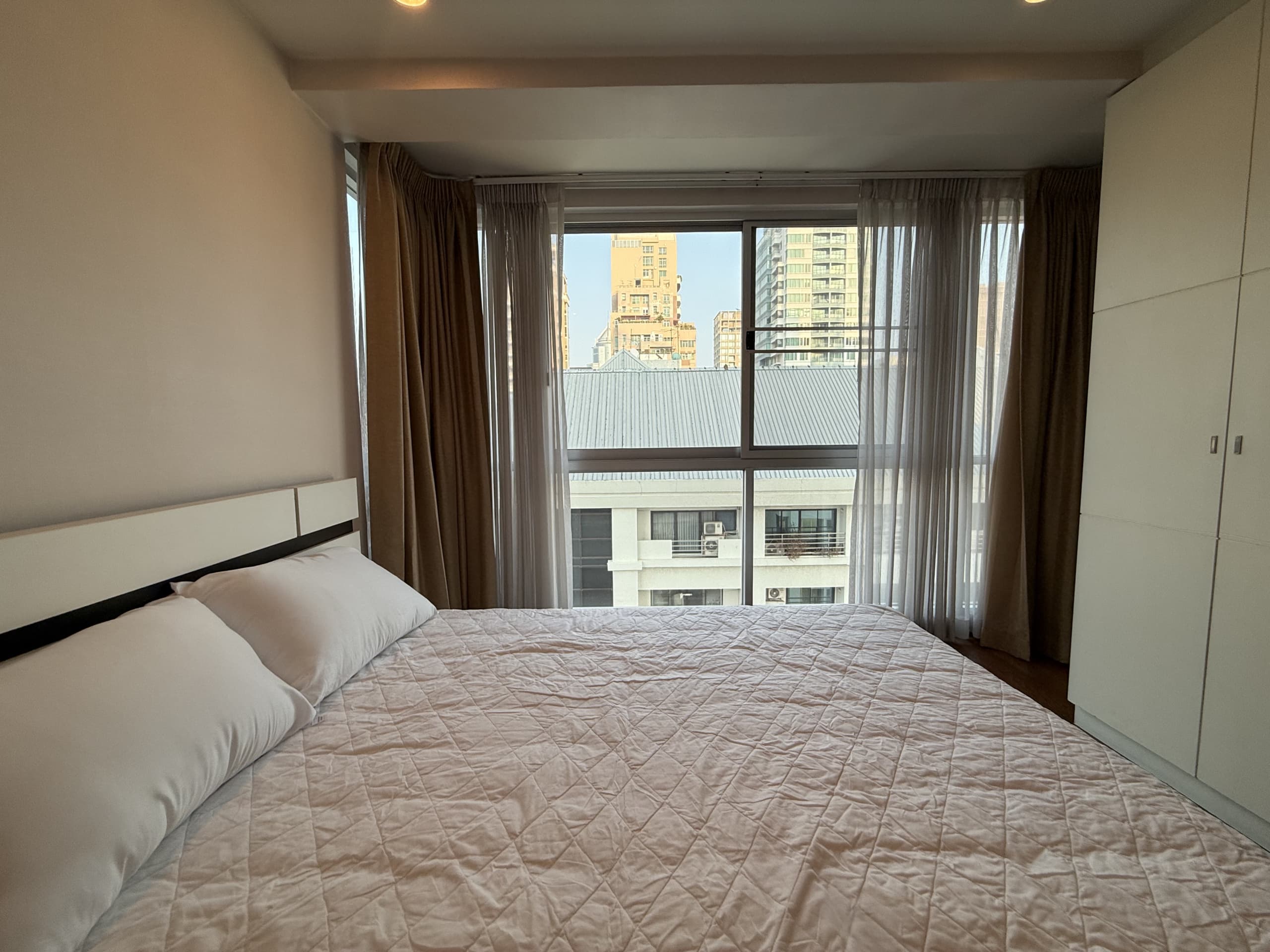 The Rajdamri Serviced Residence