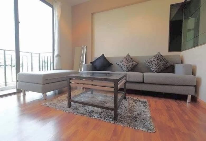 Cozy Townhome (Sukhumvit – Bangchak)