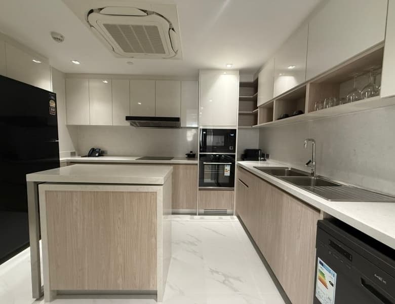 Luxury Pet Friendly Residence in Asoke 