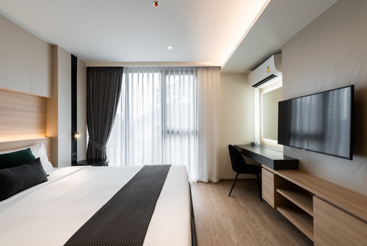 Spacious Pet Friendly Apartment in Ekkamai 