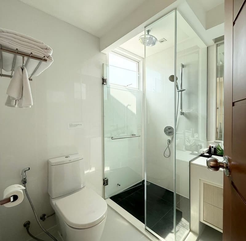Classy Pet Friendly Apartment in Asoke