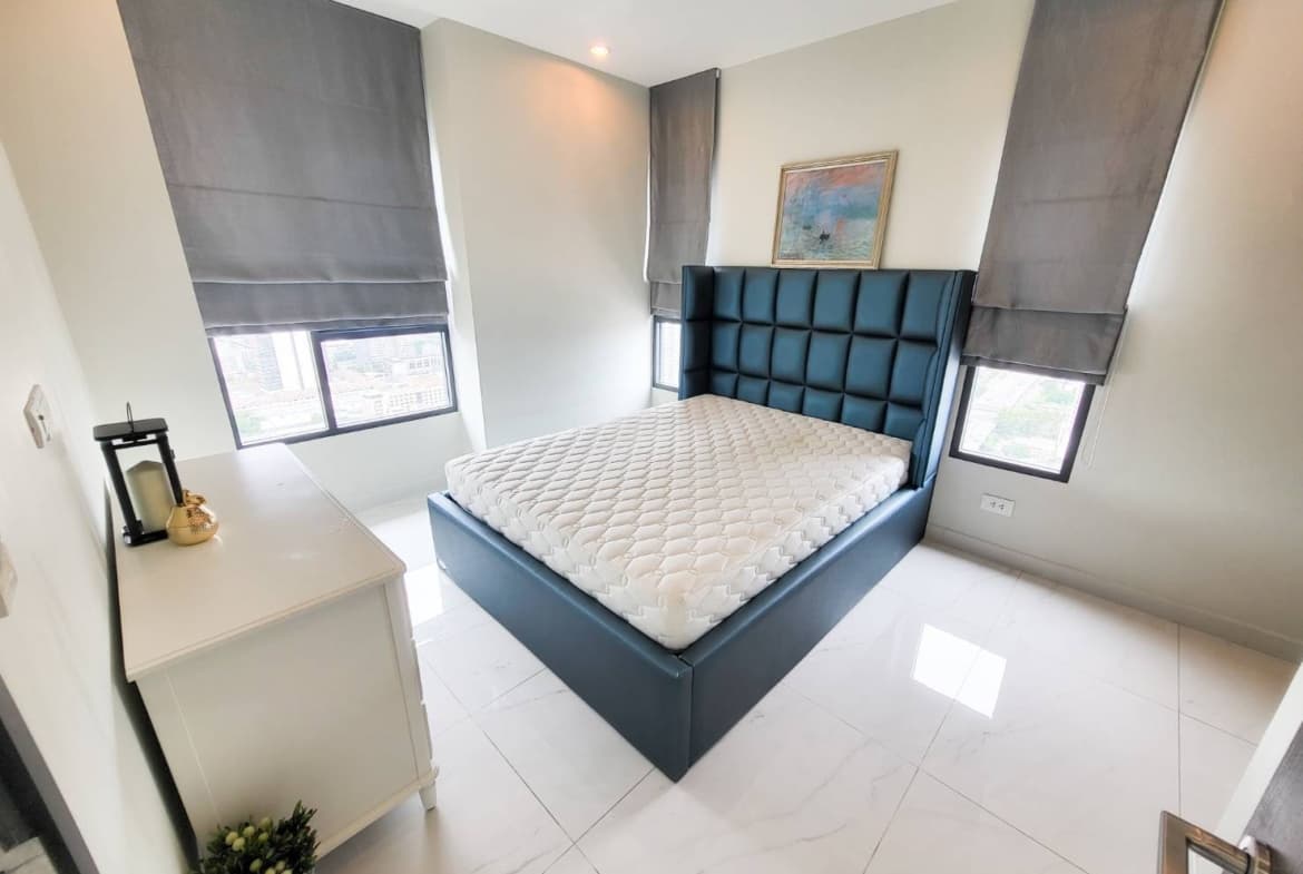 C Ekkamai Condominium
