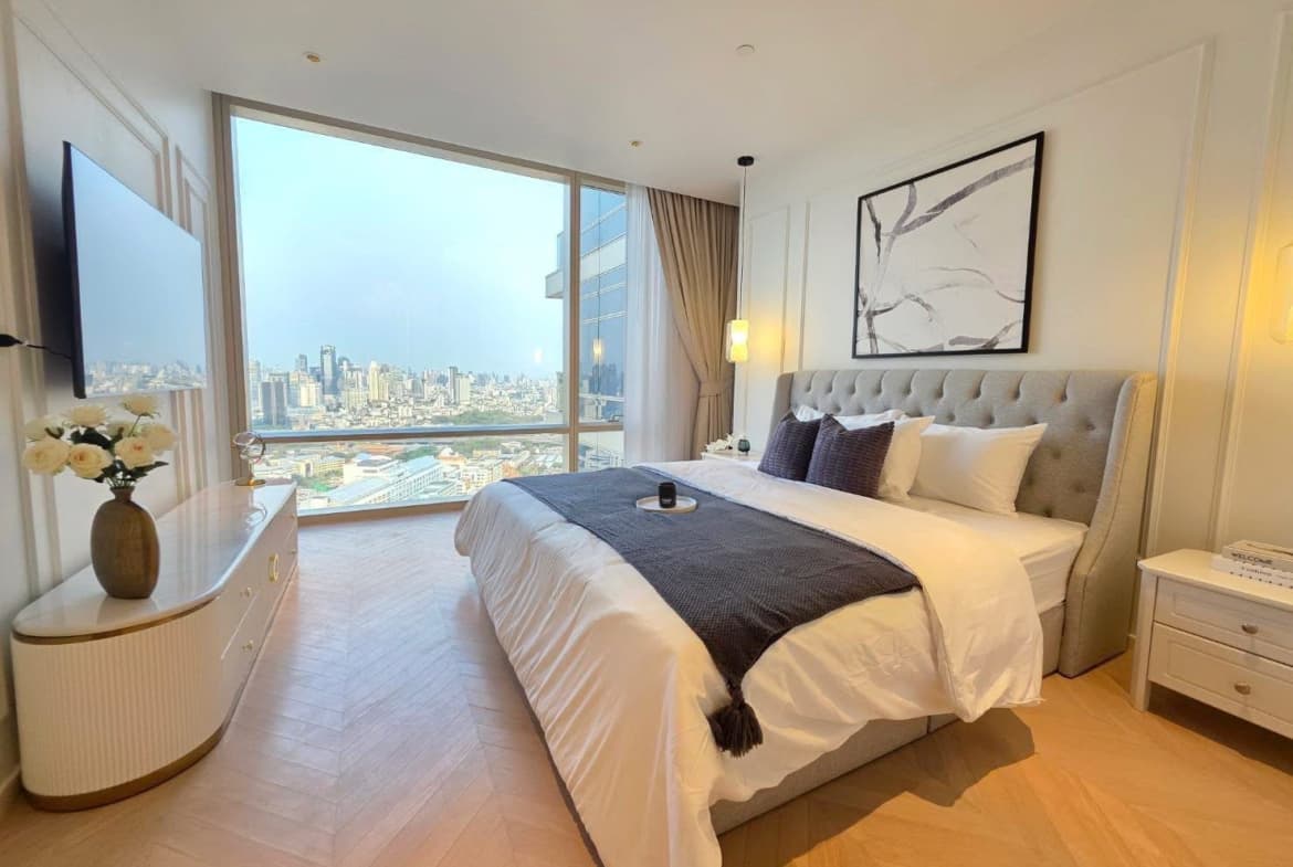 Four Seasons Private Residences