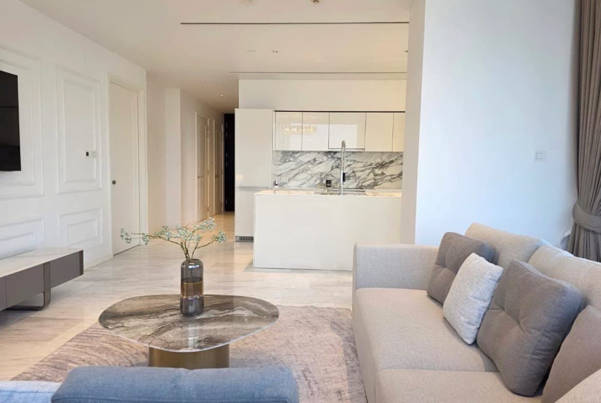 Four Seasons Private Residences
