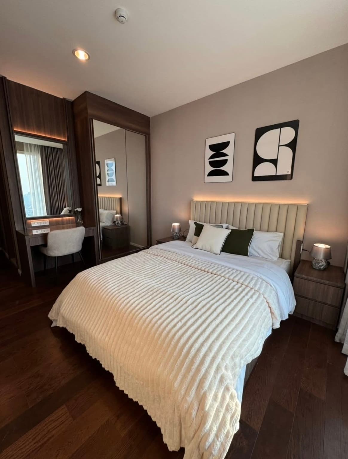 Menam Residences Condominium
