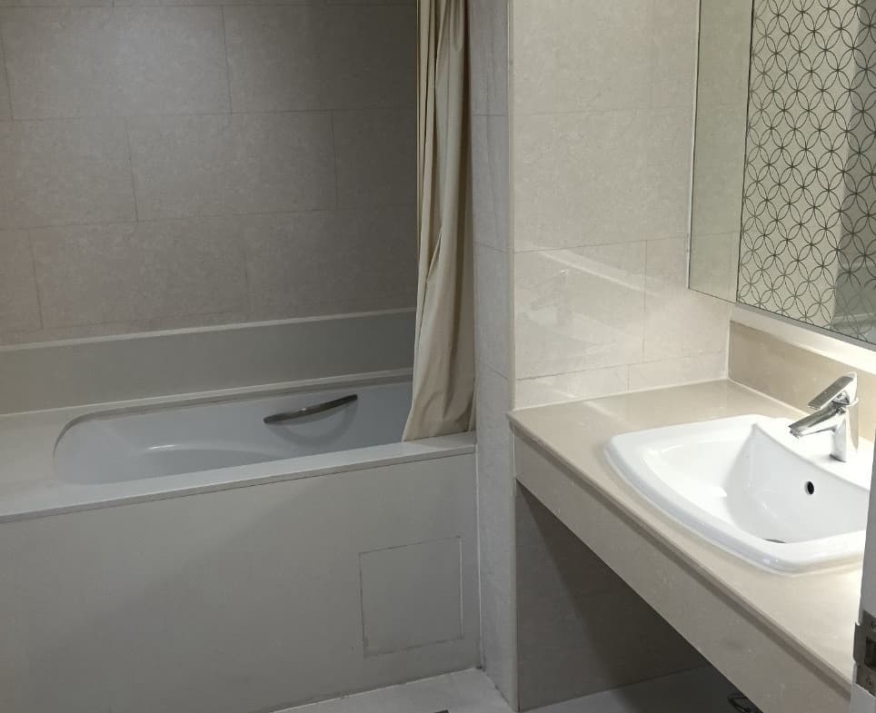 Baan Suanpetch Condominium